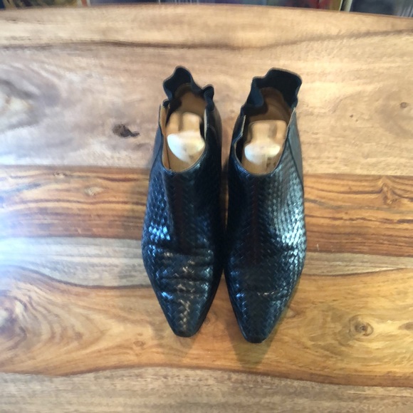 Pattern Leather - Picture 2 of 2